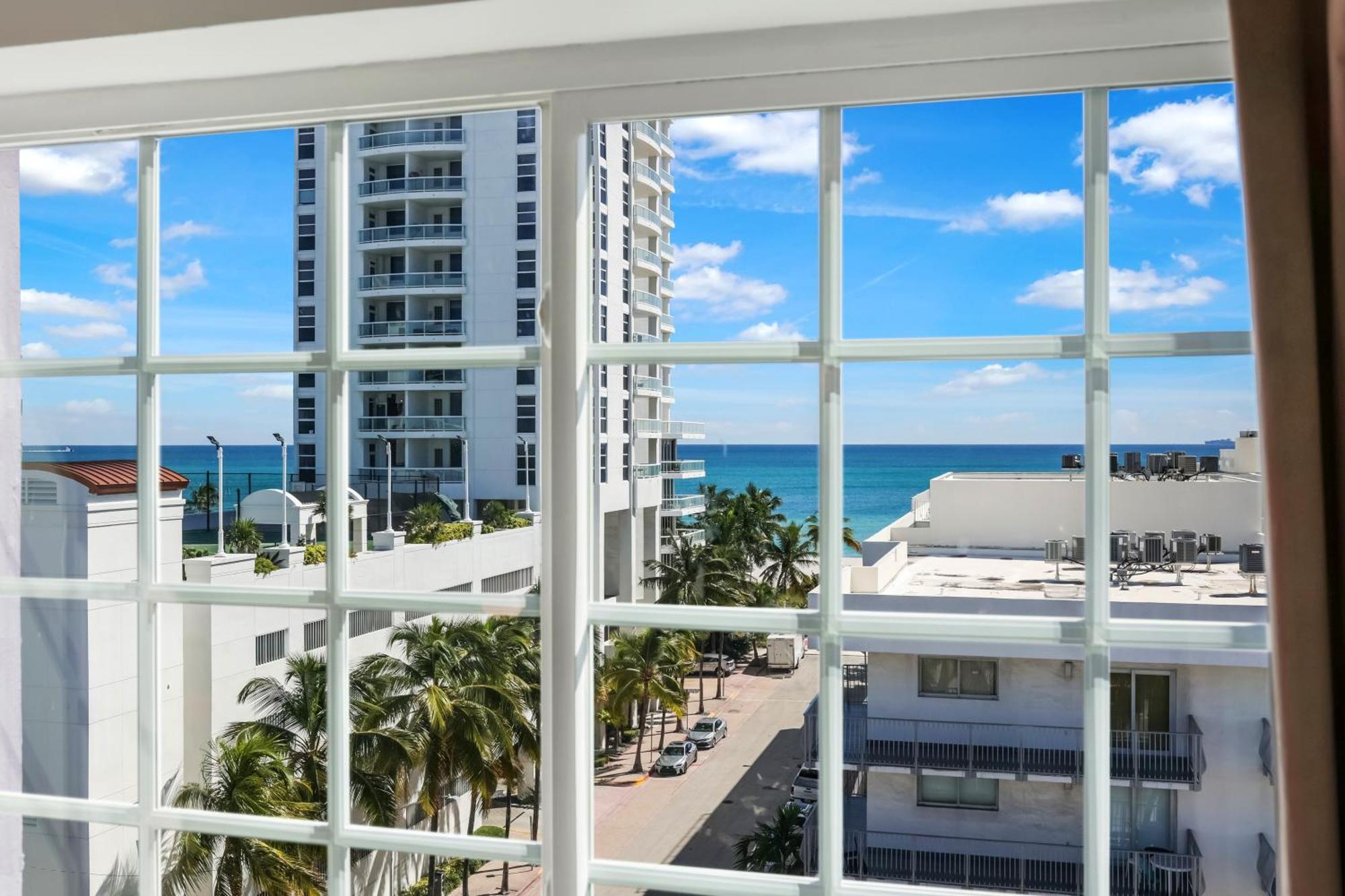 Ocean Spray Hotel Miami Beach Exterior foto